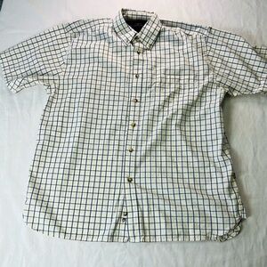 Wrangler Wrinkle Resist Shirt Men’s Size Large Short Sleeve Button Down